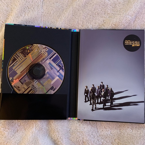 NCT 127 We Are Superhuman The 4th Mini Album - Picture 2 of 5